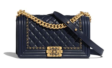 sac chanel le boy prix|coco chanel boys bag.